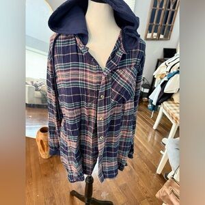 Uncharted Threads Soft Plaid Button Down Shirt Hooded - Navy  Flannel
